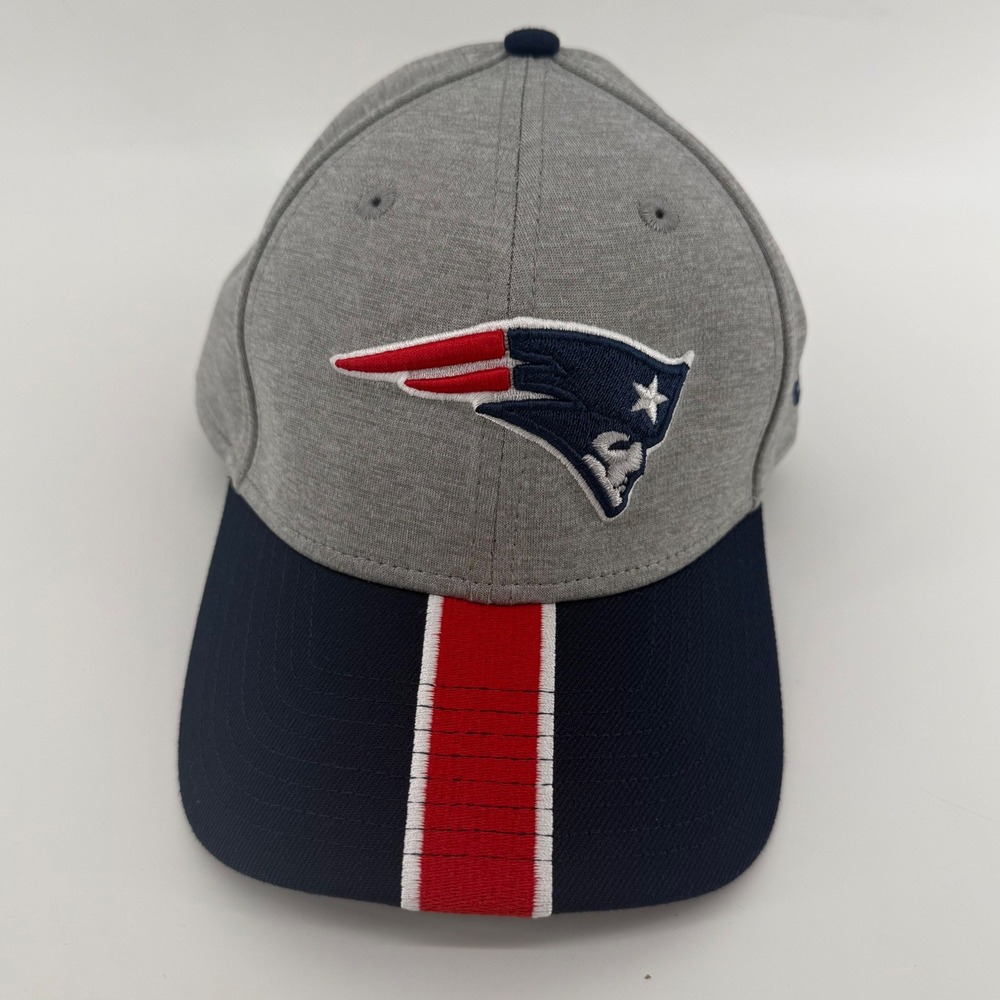 New Era NFL New England Patriots 39THIRTY Flex Fit Hat‎ Medium Large Gray Navy